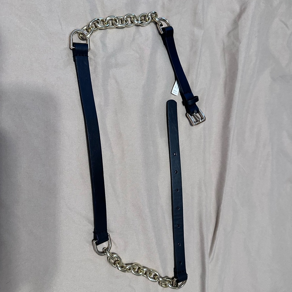 Chain + pleather gold & black belt